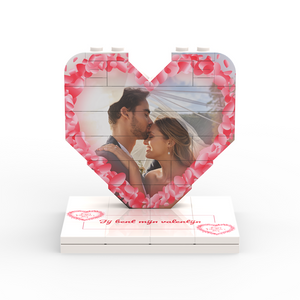 Cadre en forme de cœur et puzzle LEGO® 3D avec texte en bas