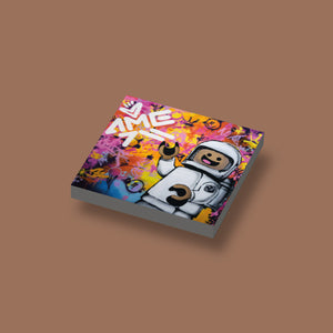 LEGO Graffiti art Ame72 Happy spaceman geprint op een 2x2 nieuwe LEGO tegel