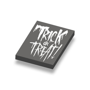 Custom LEGO print Halloween Trick or Treat - op een 2x2 LEGO® tegel